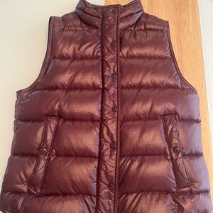 J Crew Maroon Puffer Vest